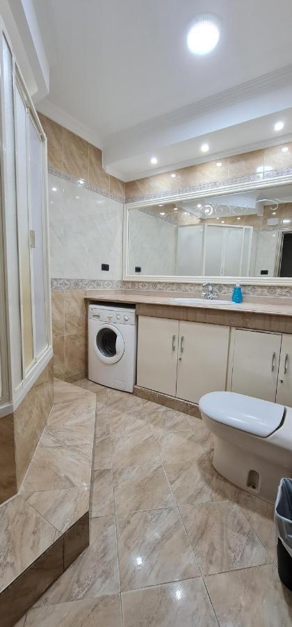 Comfy 3 Bedrooms Apartment In Cairo 96 Екстер'єр фото